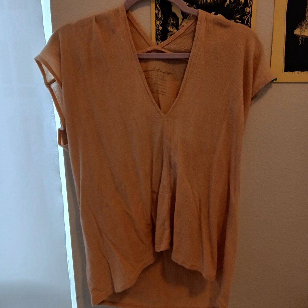Miranda Bennett studio light peach guaze top os